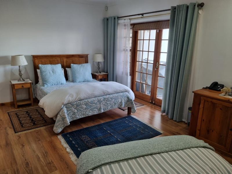 15 Bedroom Property for Sale in Aalwyndal Western Cape